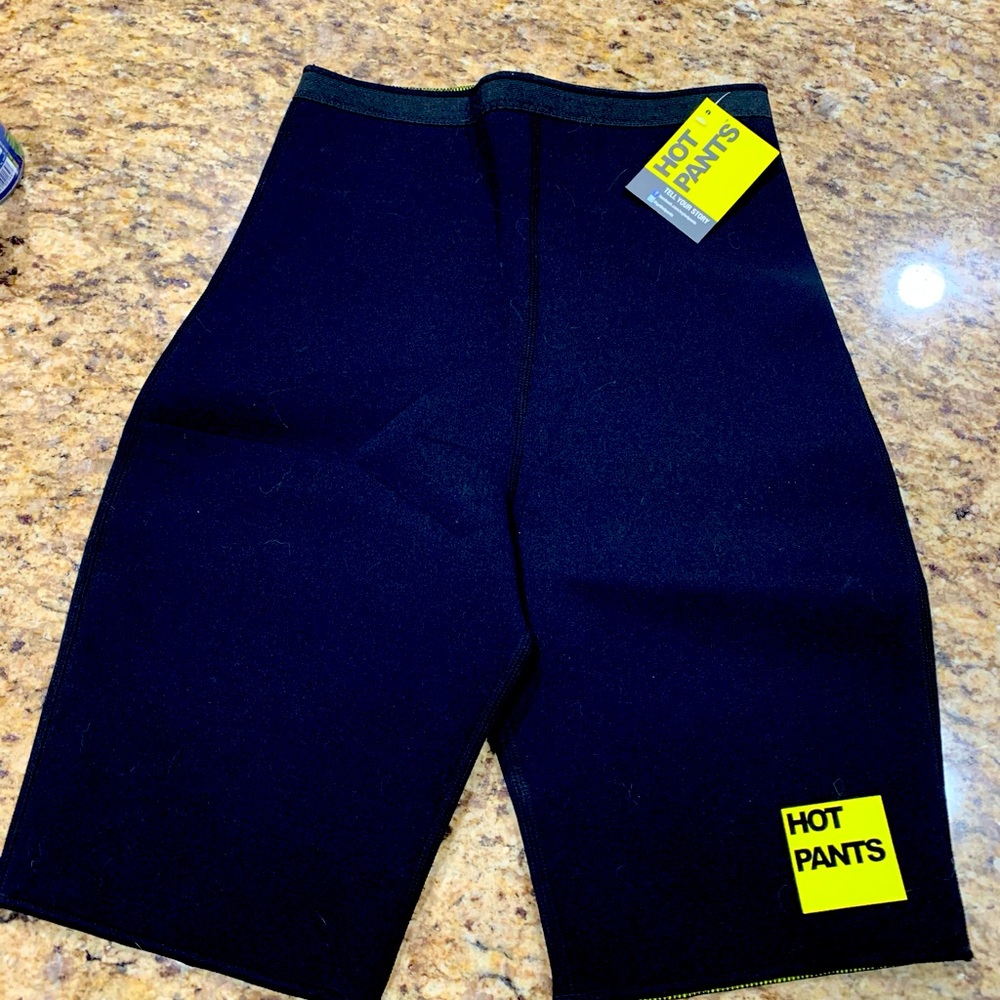 zaggora hot pants size M